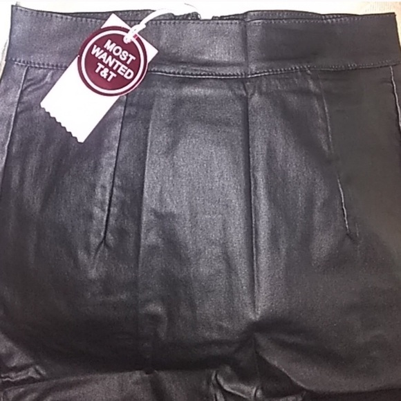 Faux Leather Skirt fits a S/M - Picture 6 of 8
